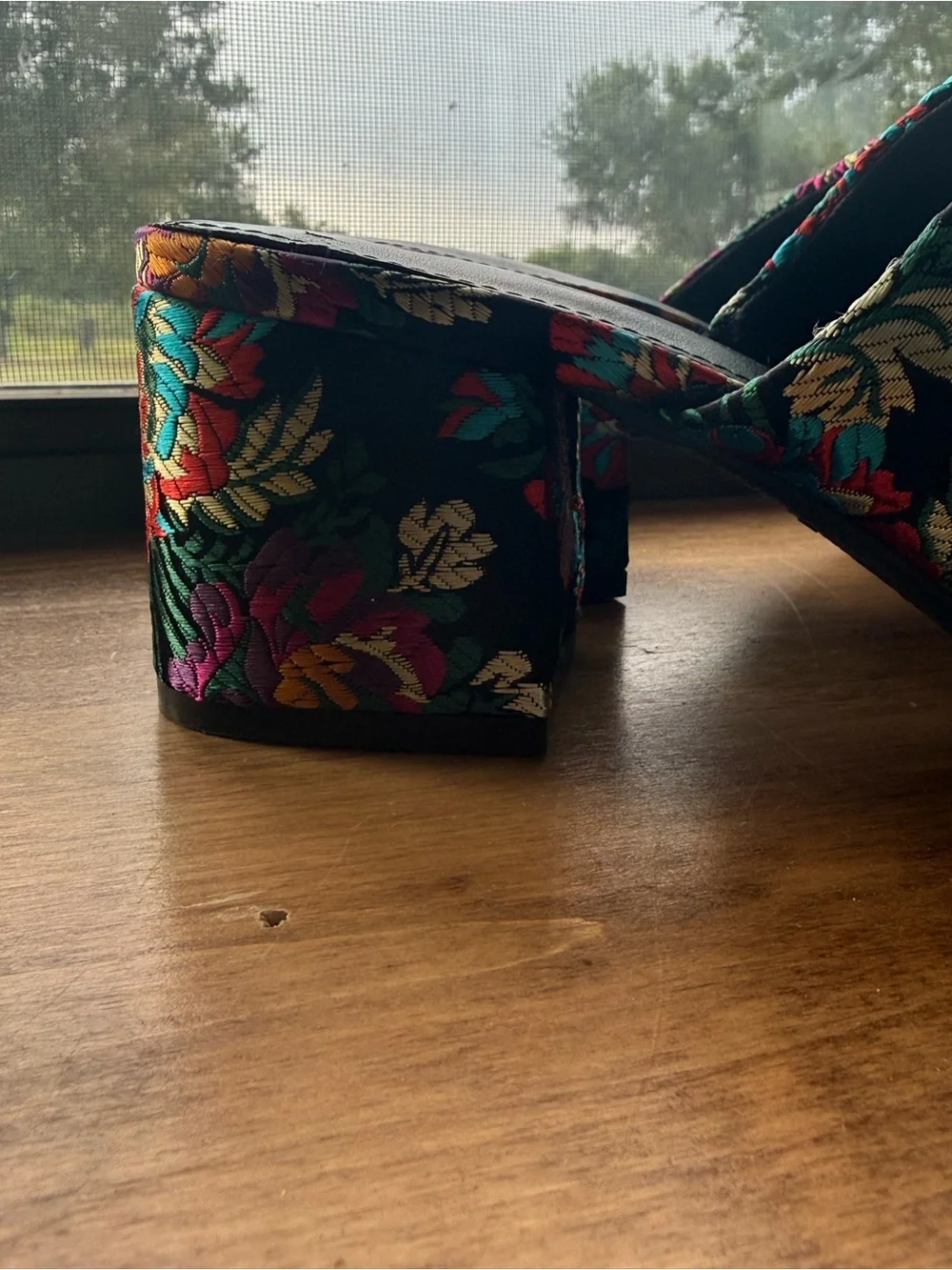 Christian Siriano Floral Brocade Block Heel Mule Slides Size 11 - Picture 4 of 8